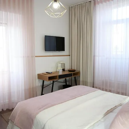 Casa Ferreira *